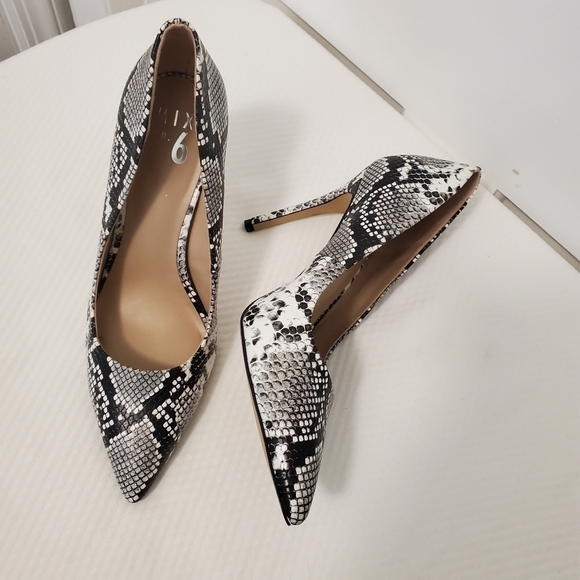 NWOB Mix No. 6 Danyah Snakeprint Stilettos Size 10M, Stylish - Picture 2 of 9